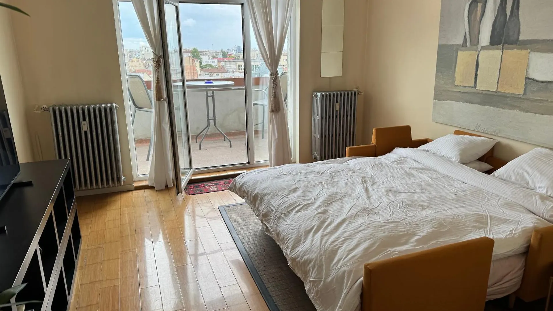 Great View Apartment In The Center Of The City Bucharest Romania